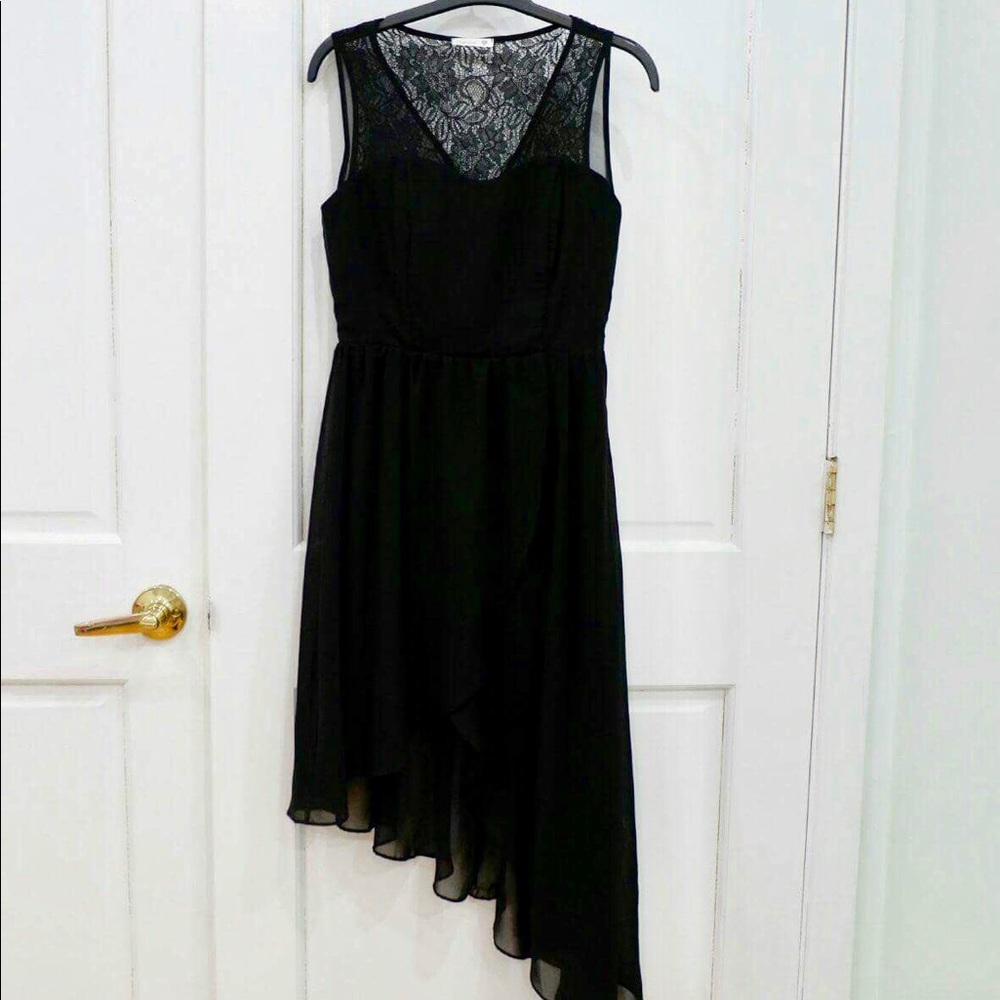 🎉HOST PICKx2🎉 Asymmetrical High-low Chiffon Dress - Picture 2 of 4